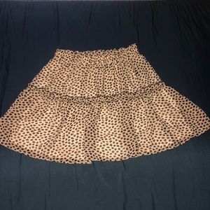 Cute print skirt in size xs. The brand is just quella